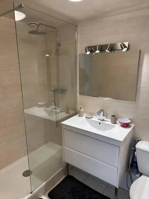 Apartment Appartement Cosy Tout Equipe Epinay-sur-Orge